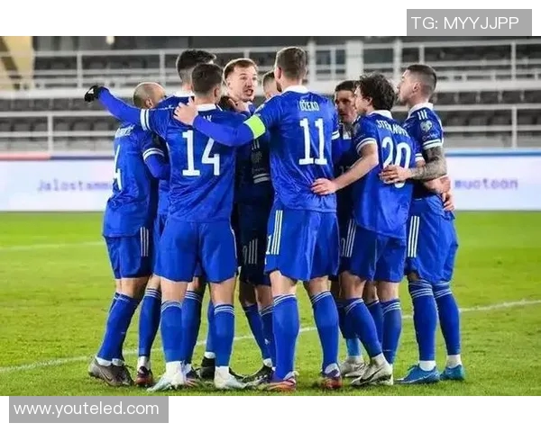 全球足球明星汇聚各地风采展现不同文化魅力与竞技精神