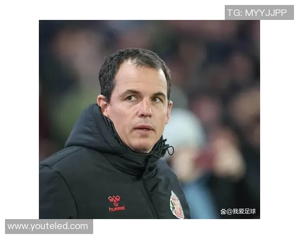 足球明星达瓦里:从草根到巅峰的传奇旅程与荣耀时刻 足球明星达瓦里:从草根到巅峰的传奇旅程与荣耀时刻