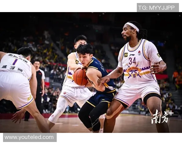 CBA季前赛精彩对决莫斯科队挑战广东队期待激烈碰撞与精彩表现