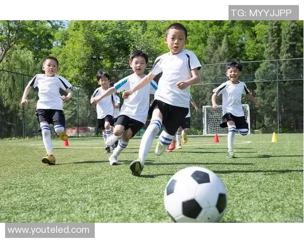 提升孩子足球技能合肥少儿足球培训机构助力梦想成真